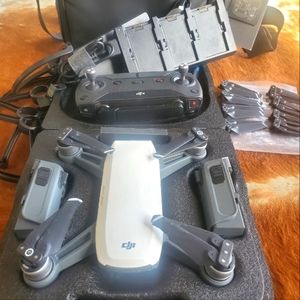 DJI Spark Fly More Combo